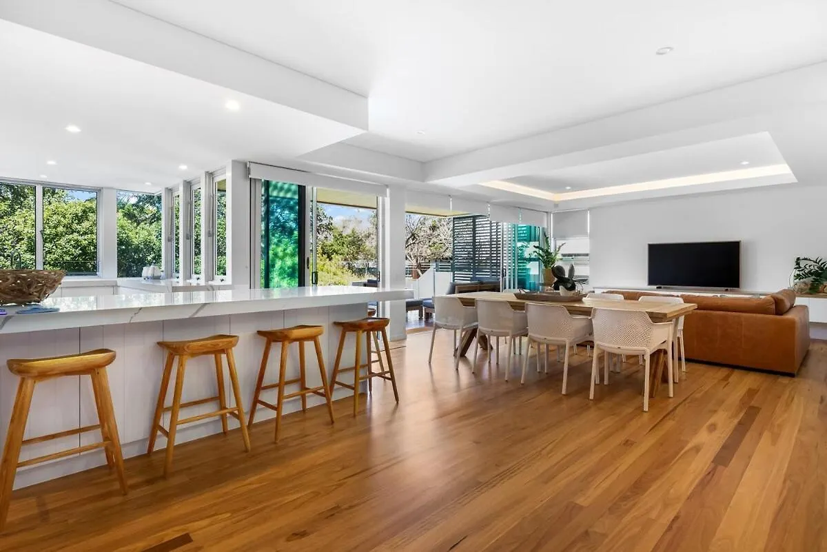 Beach01- Mooloolaba Beachfront Apartment With Private Pool Australia