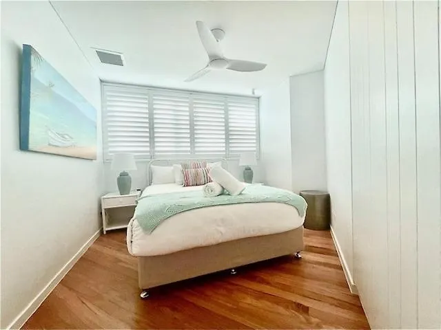 Beach01- Mooloolaba Beachfront Apartment With Private Pool 0*,  Australia